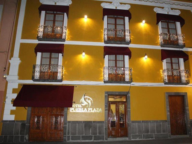 Hotel Puebla Plaza Esterno foto