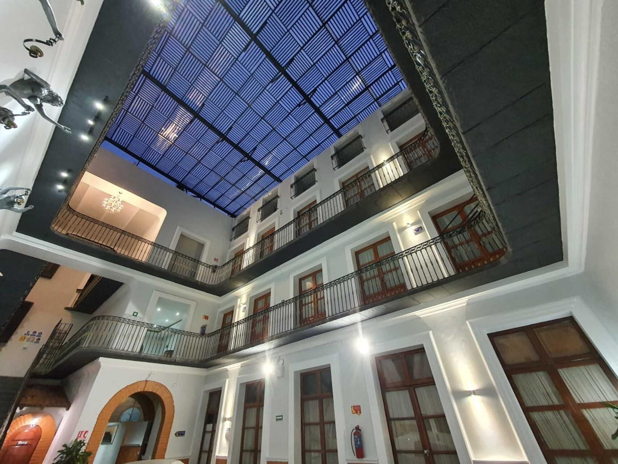 Hotel Puebla Plaza Esterno foto